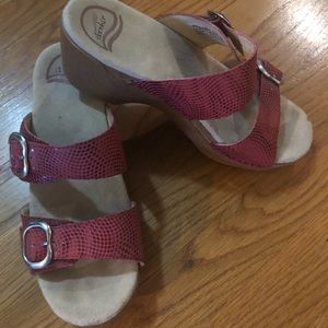 Dansko size 38 sandals